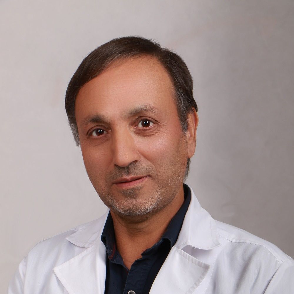 دکتر یداله اسلامی