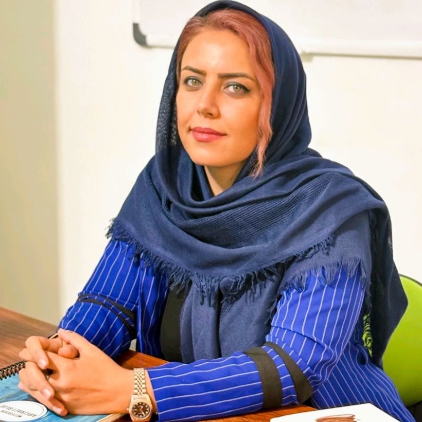 تارا فتاحی