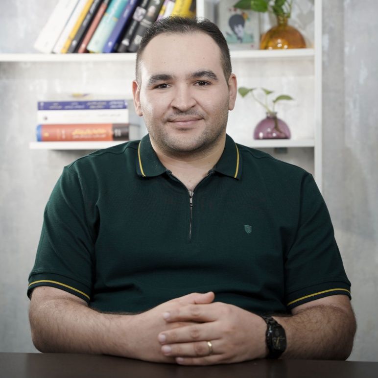 دکتر آرش عقیقی