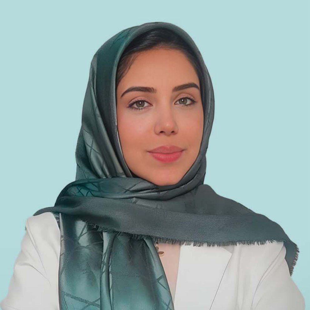 فاطمه طرفی