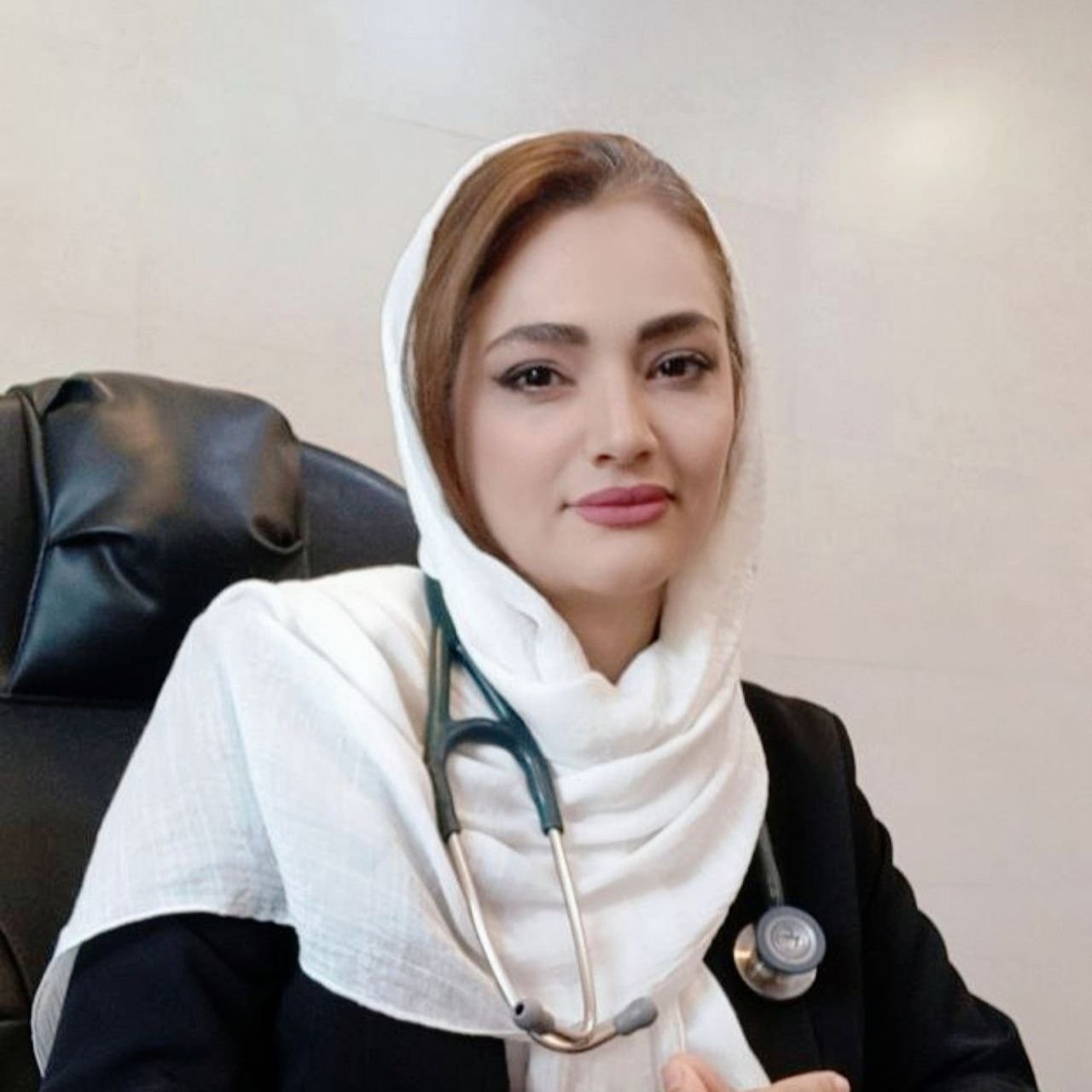 دکتر مریم معمار