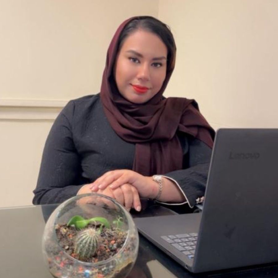 دکتر فروغ حسینی پور