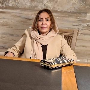 دکتر انوشه اسدی