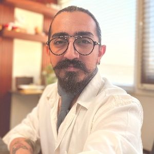 دکتر ناصر برفهء