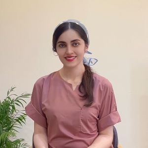 روژین اسفندیاری