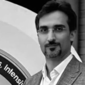 دکتر امیربهنام خوارزمی