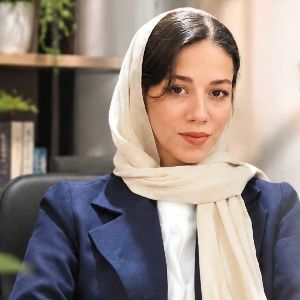 دنیا تکلو