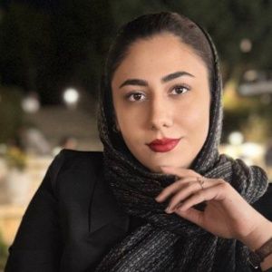 نیلوفر مقدسی