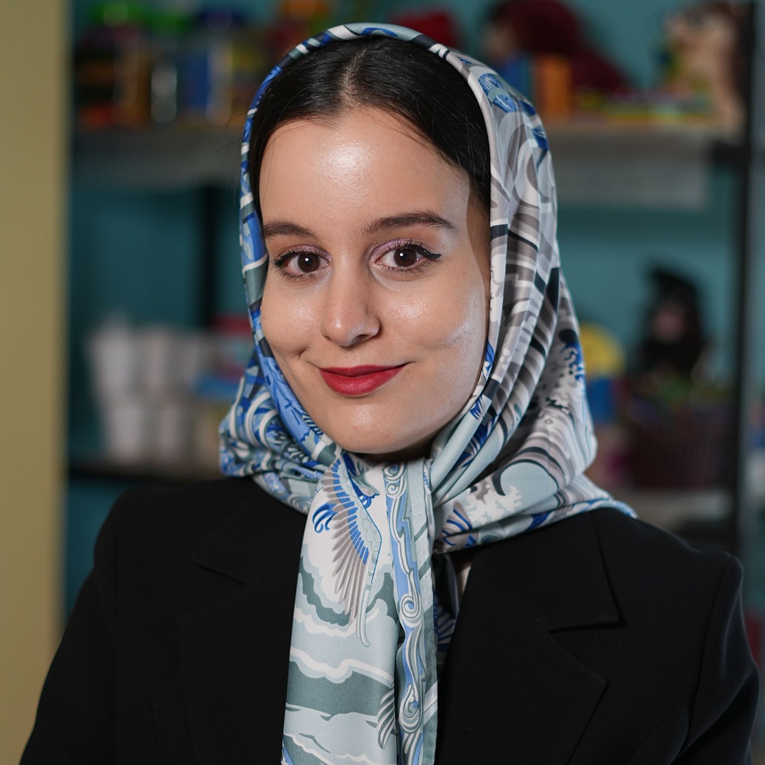 نگین مستغنی
