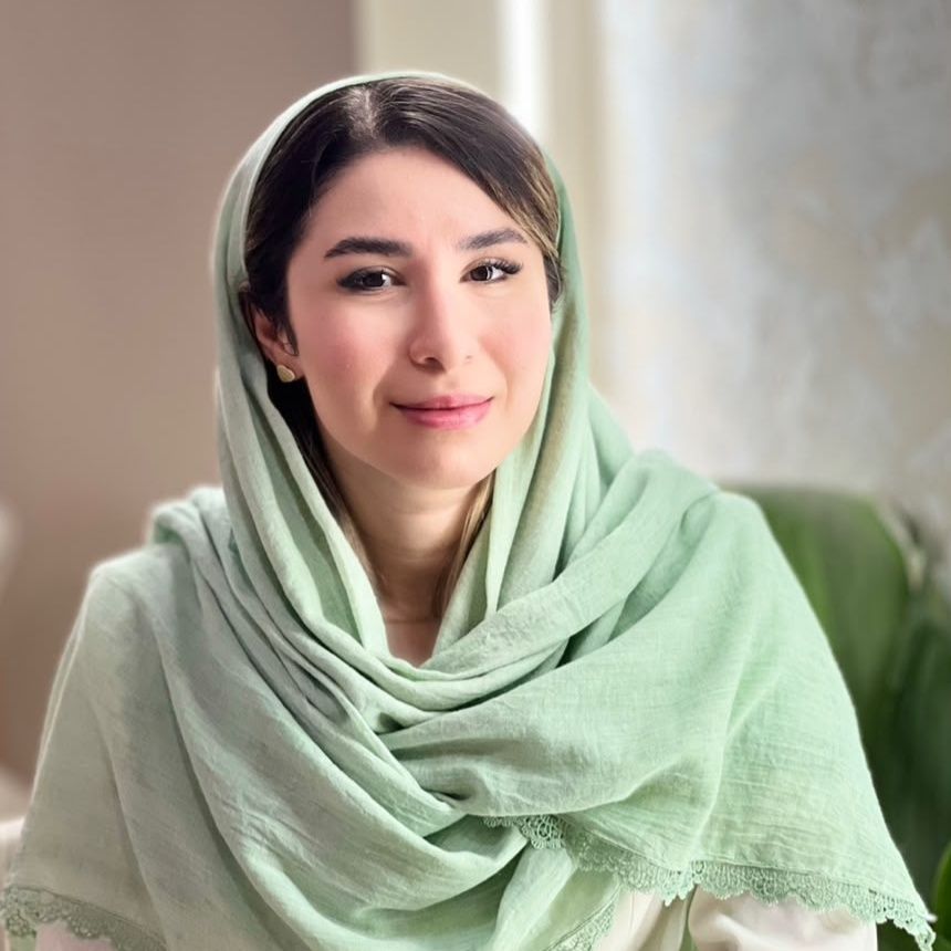 سمانه نیک نژاد