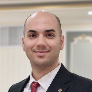 دکتر امیر قربان زاده