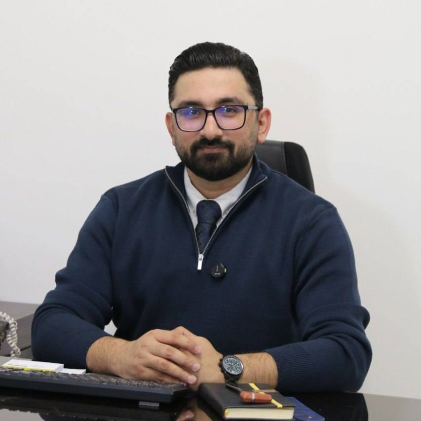 دکتر پویا مشکدار