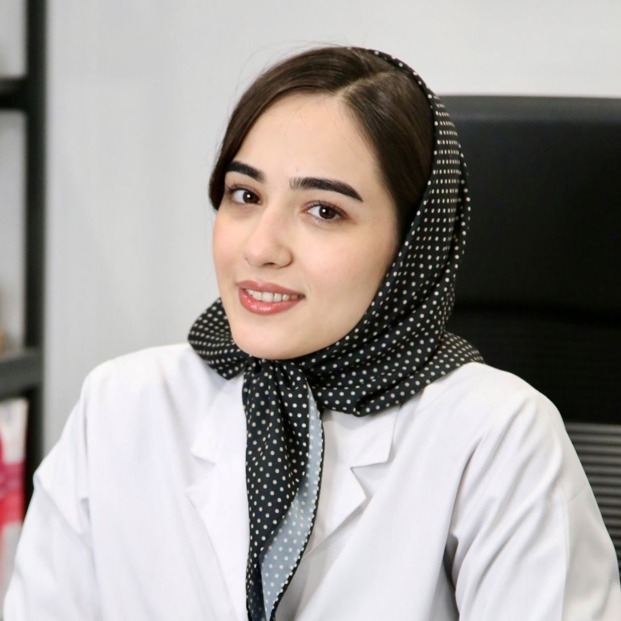 مریم رضوی درمیان