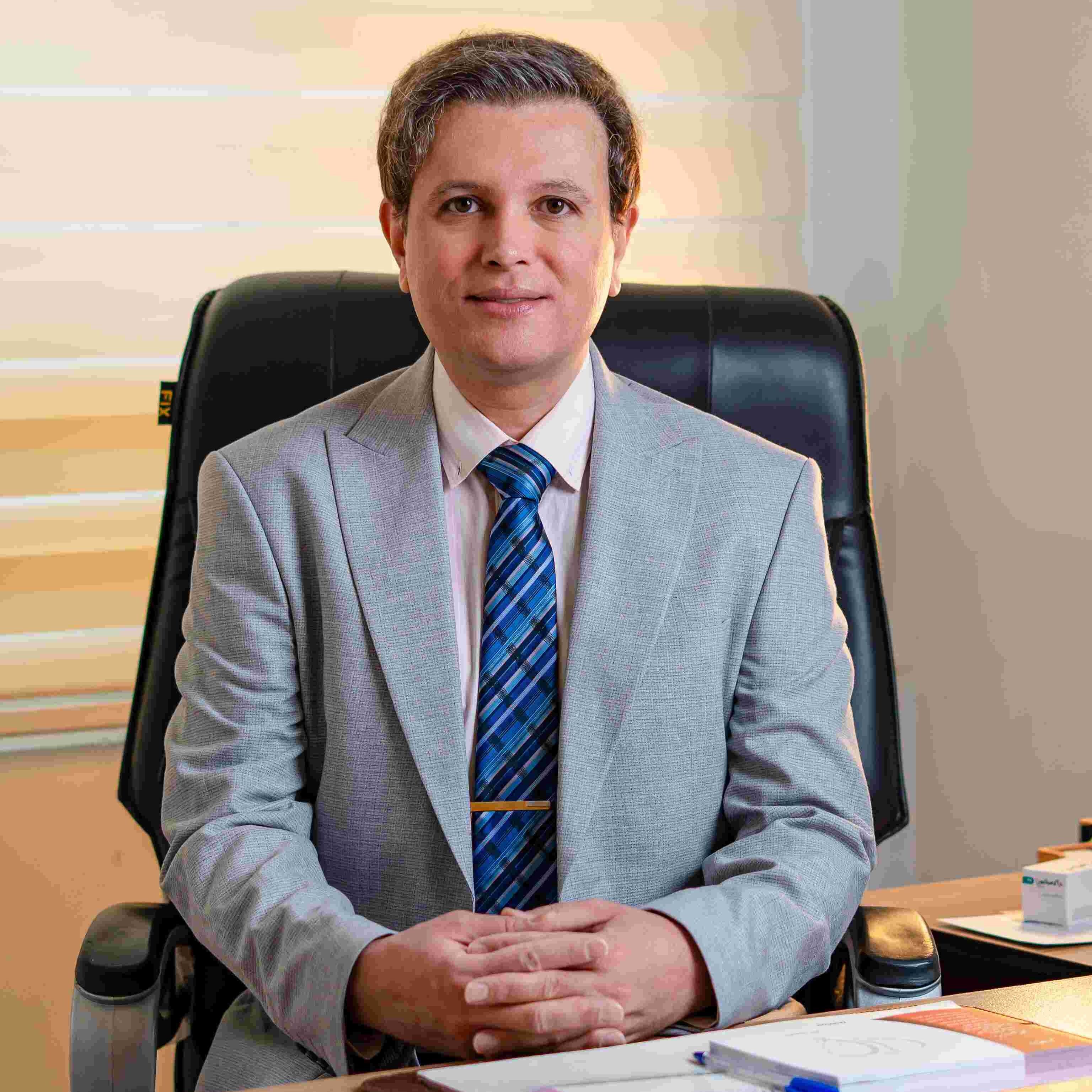دکتر ساسان عفیفی