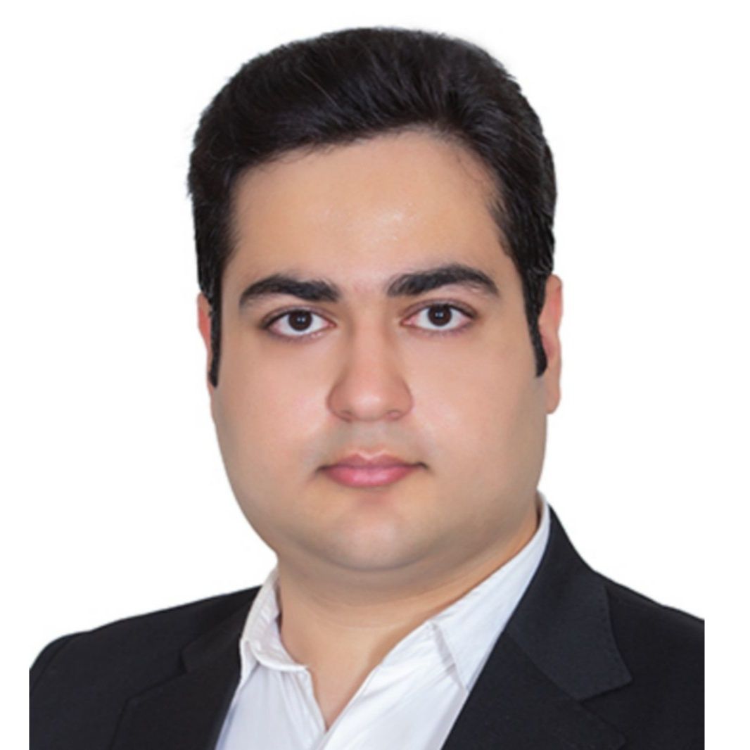 دکتر رضا صادقی