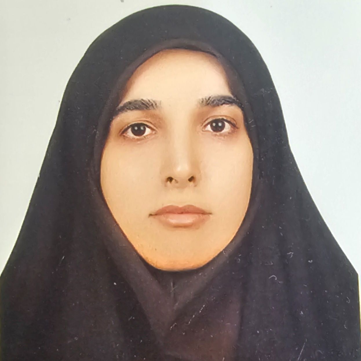 دکتر سارا صدرزاده