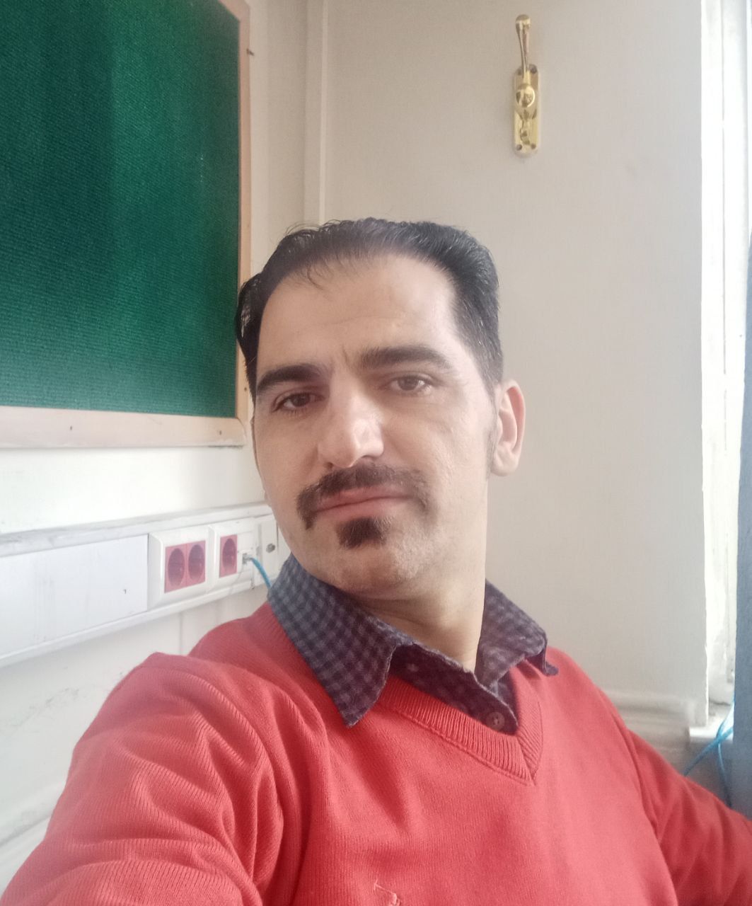 متین قهرمانی