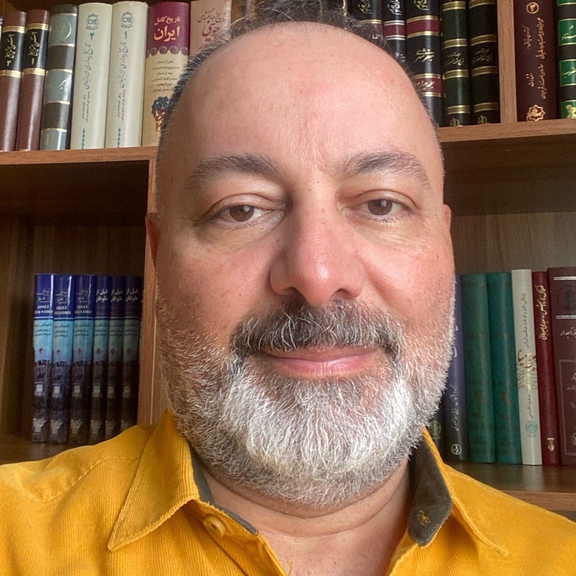 دکتر حسین مجاهدی
