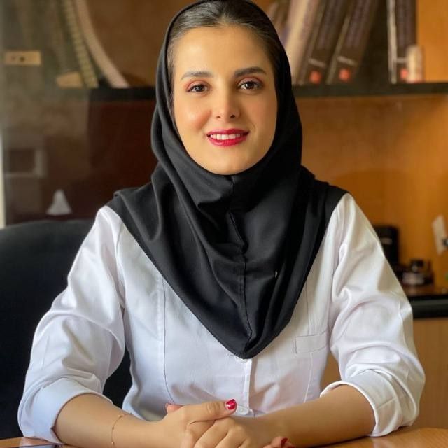 دکتر نیلوفر کیخائی