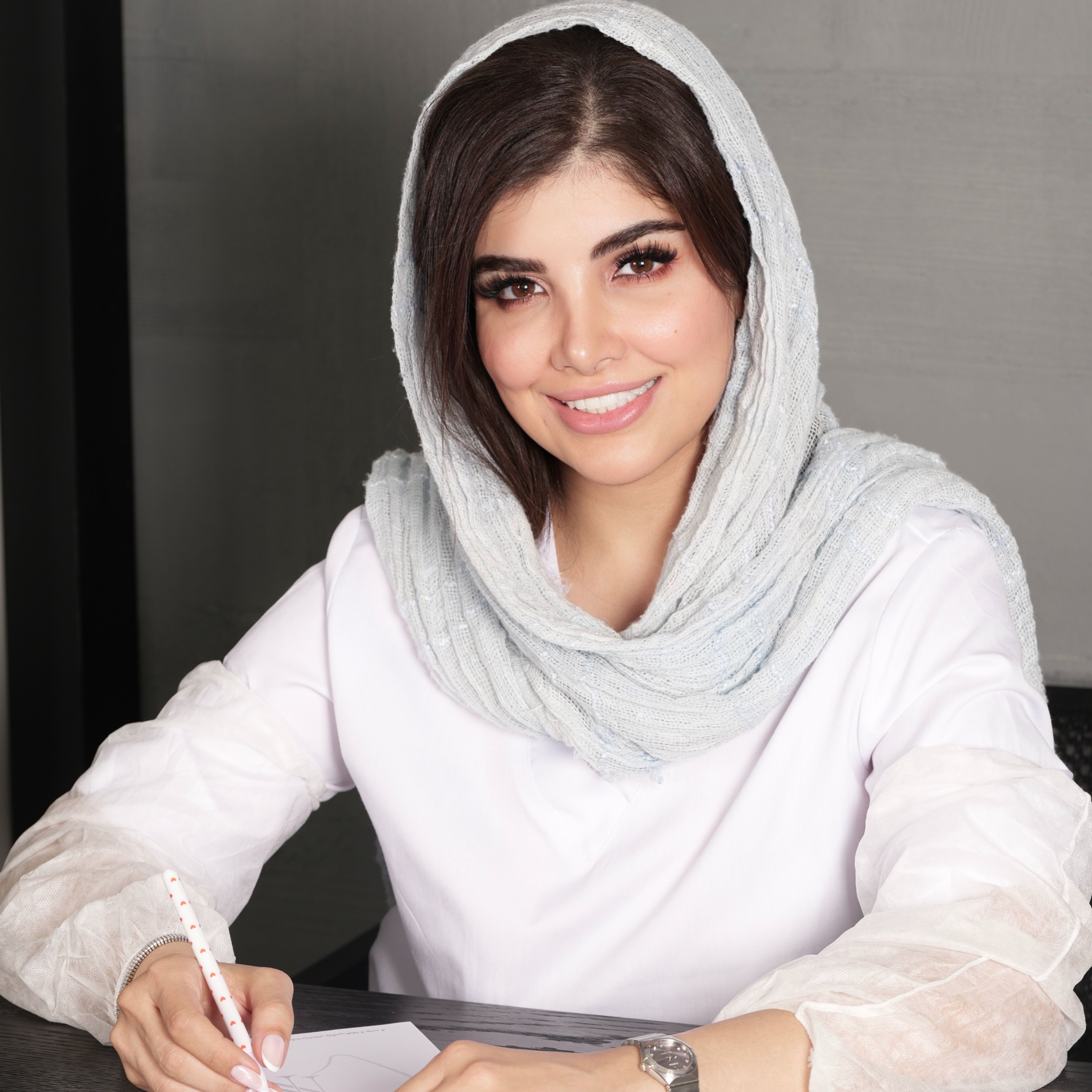 دکتر نیلوفر ناظمی