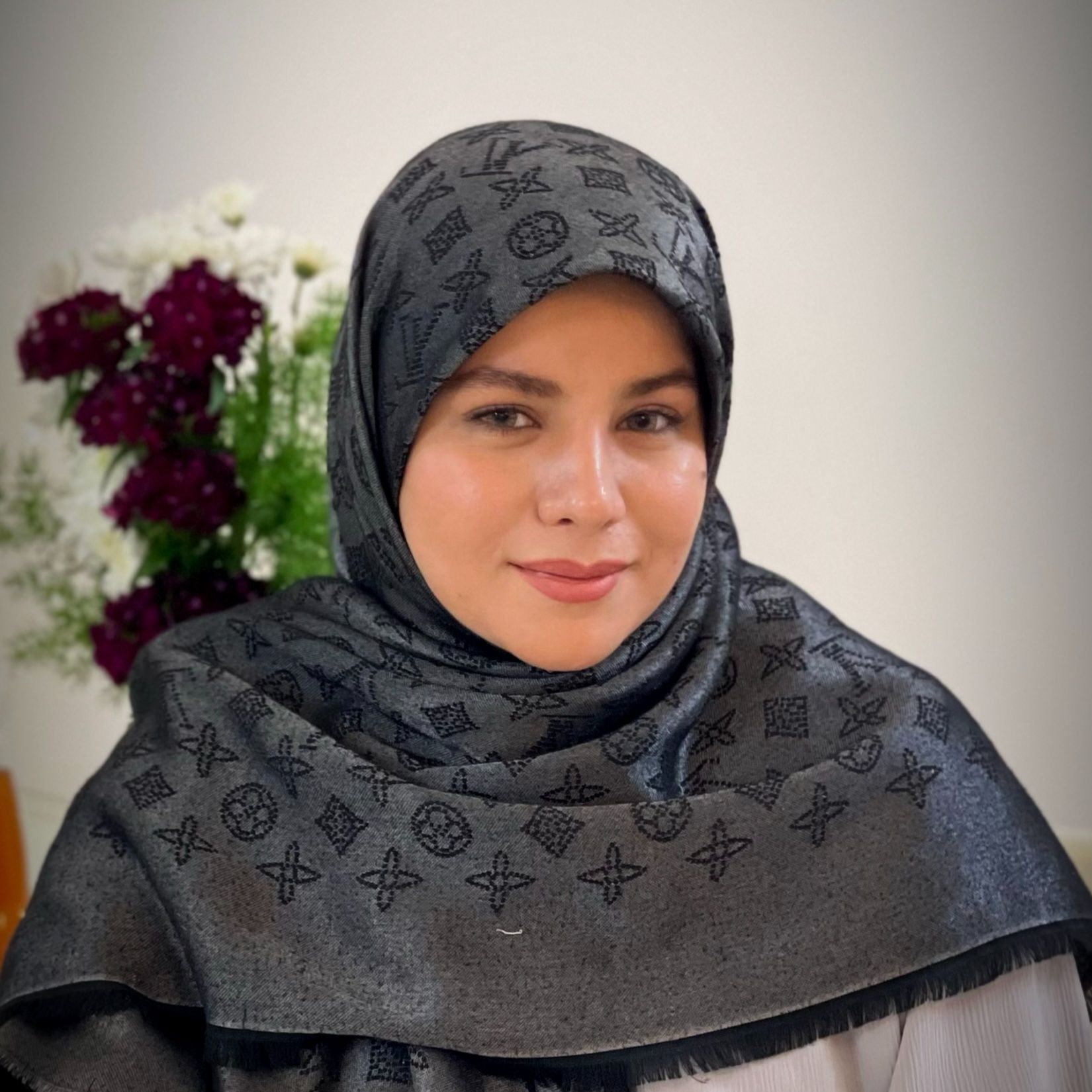 نفیسه شایسته طاهری