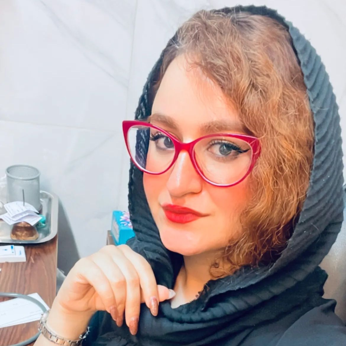 دکتر نازنین حسینی زاده