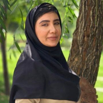 فرزانه عظیمی معنویان