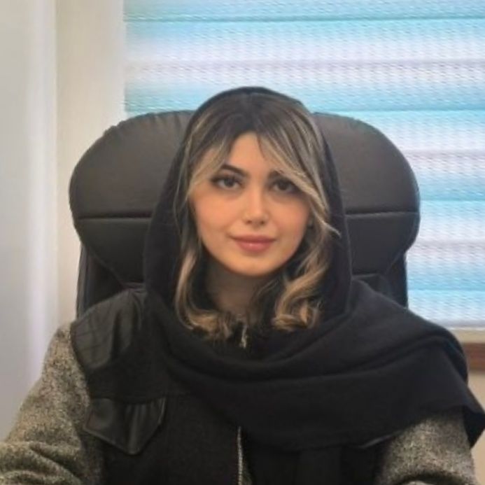 هلیا فتح اللهی