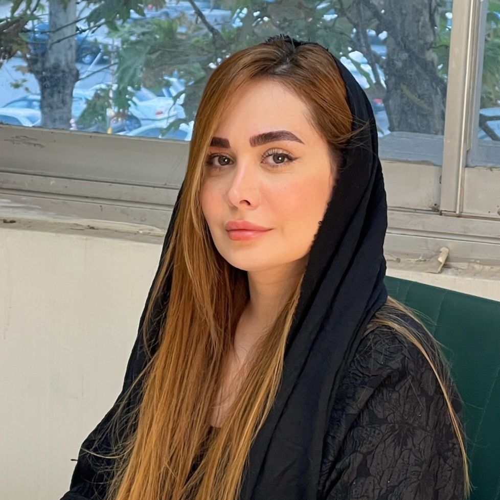 ساناز محمودی