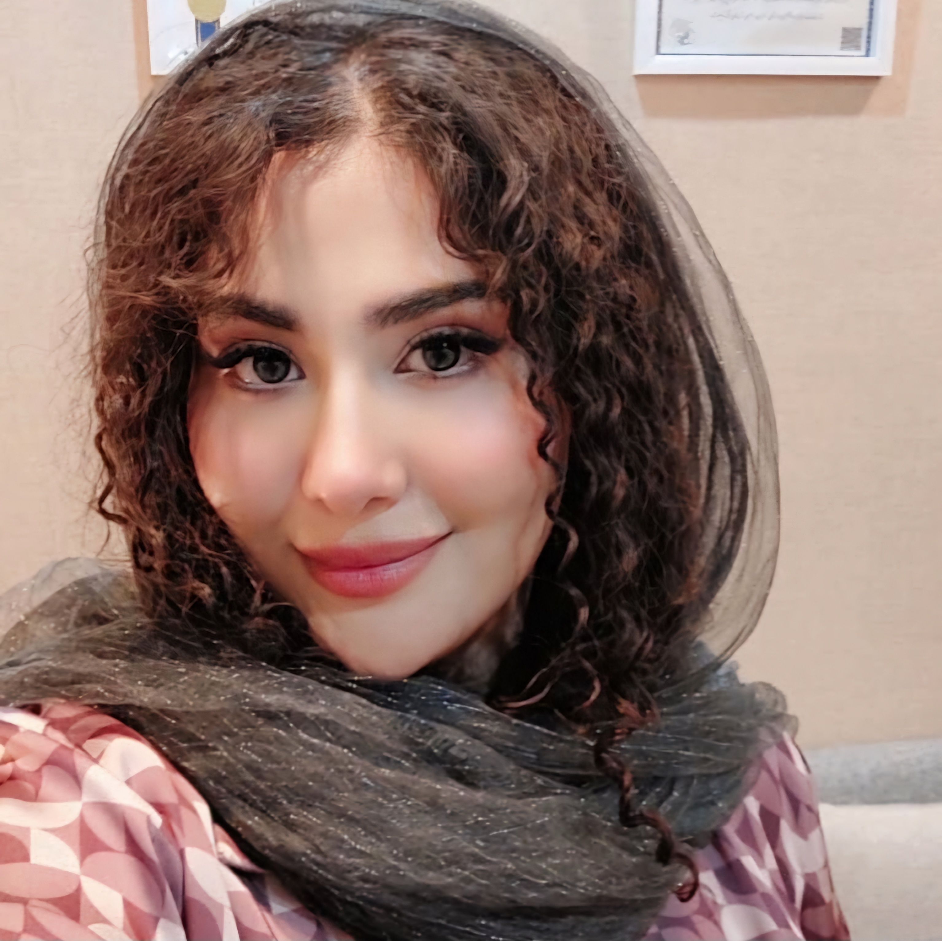 زهرا نعمتی