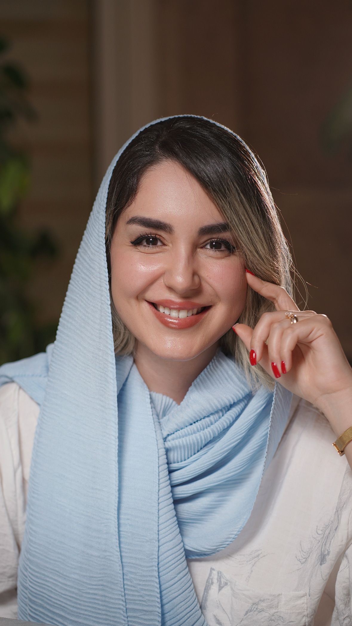 دکتر نازنین مهرآور