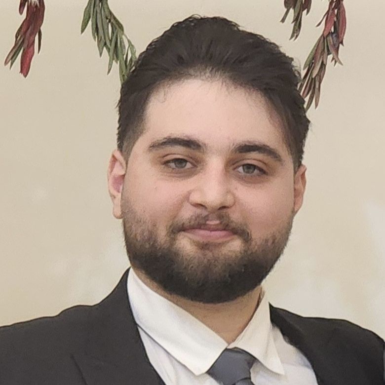 دکتر مهدی دانشیار