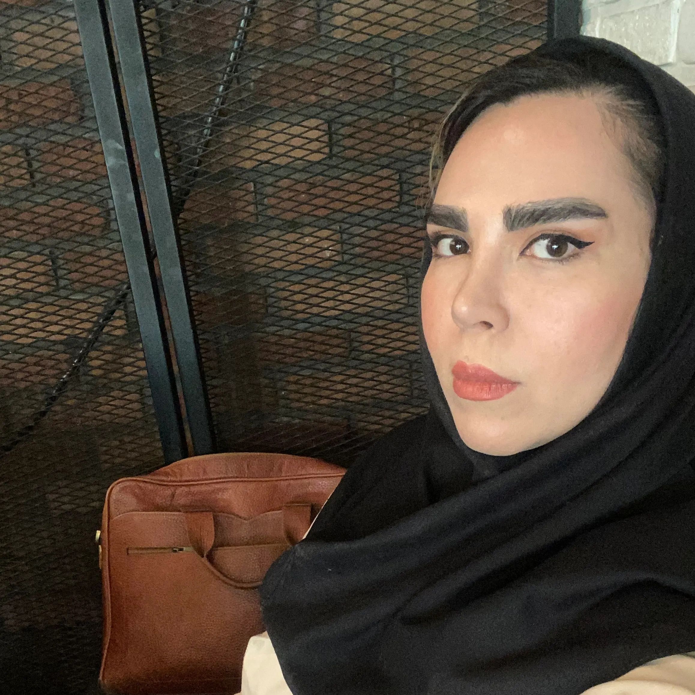 سارا اسمعیل زاده خادم