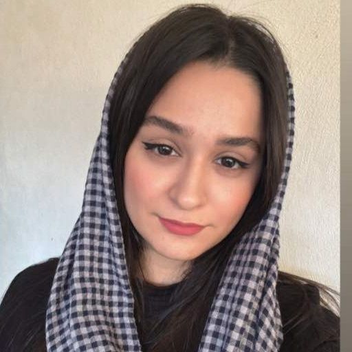 سیده فهیمه ساداتی