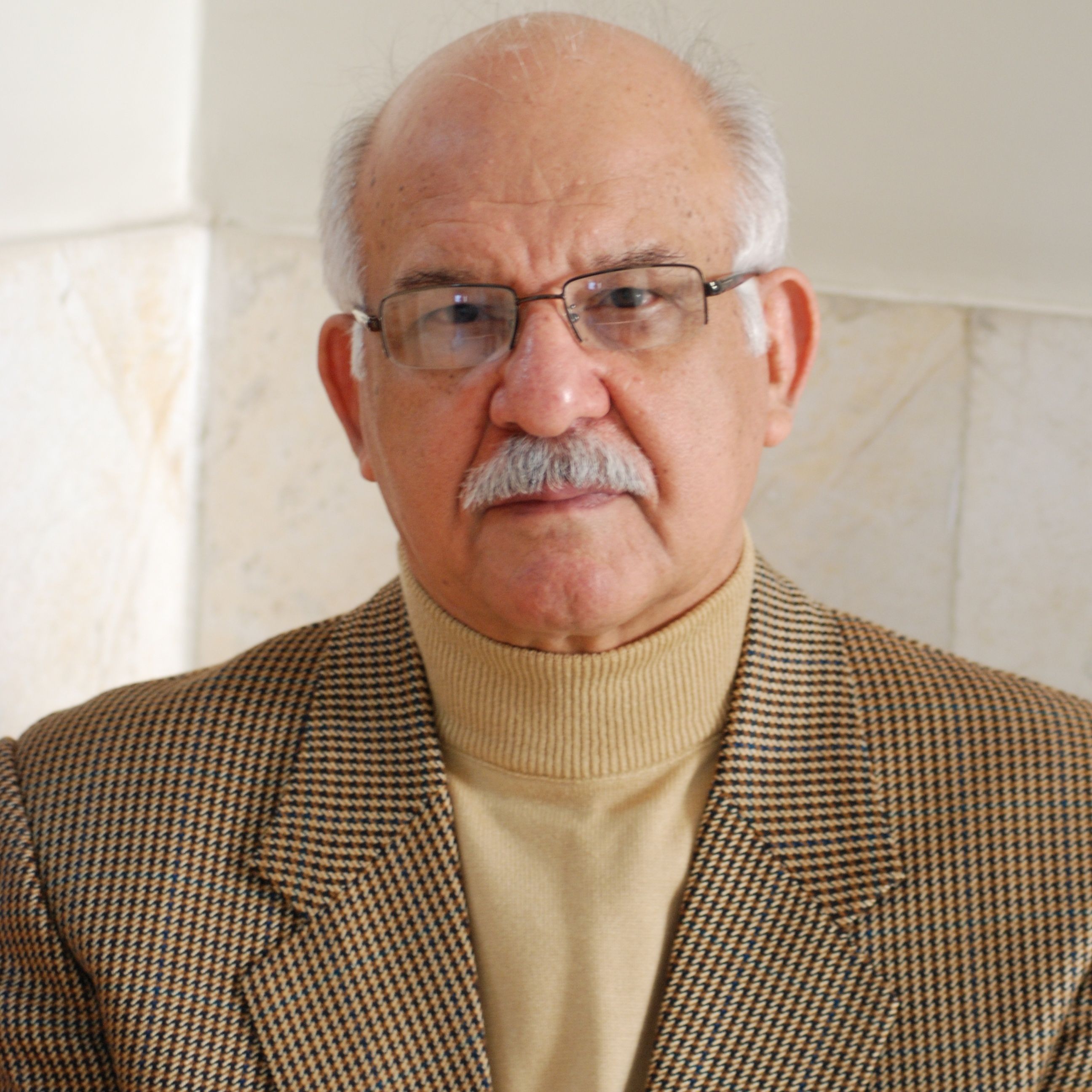 دکتر مختوم شهنازی