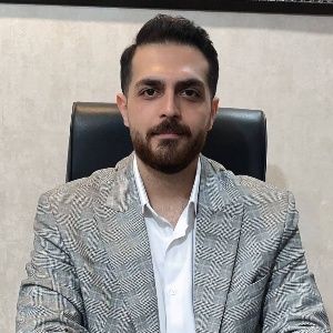 کامران مظهری