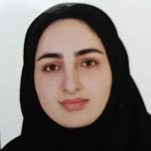 زهرا مومنی