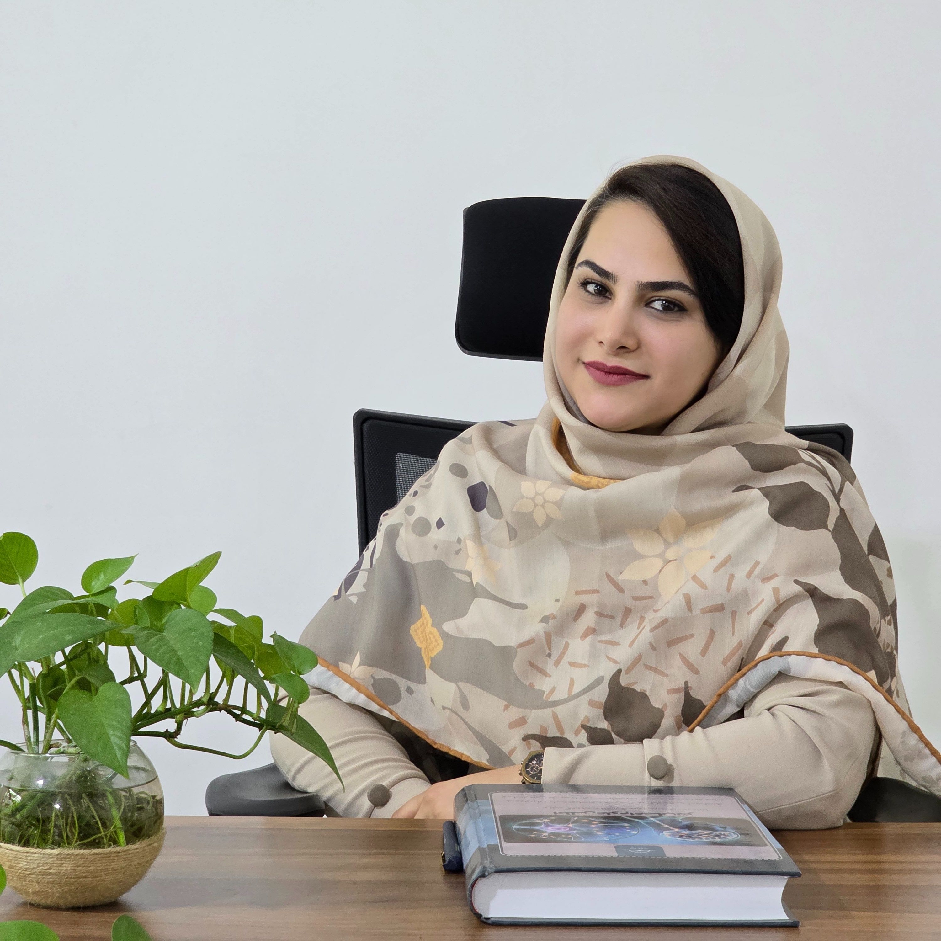 راضیه دوراندیش