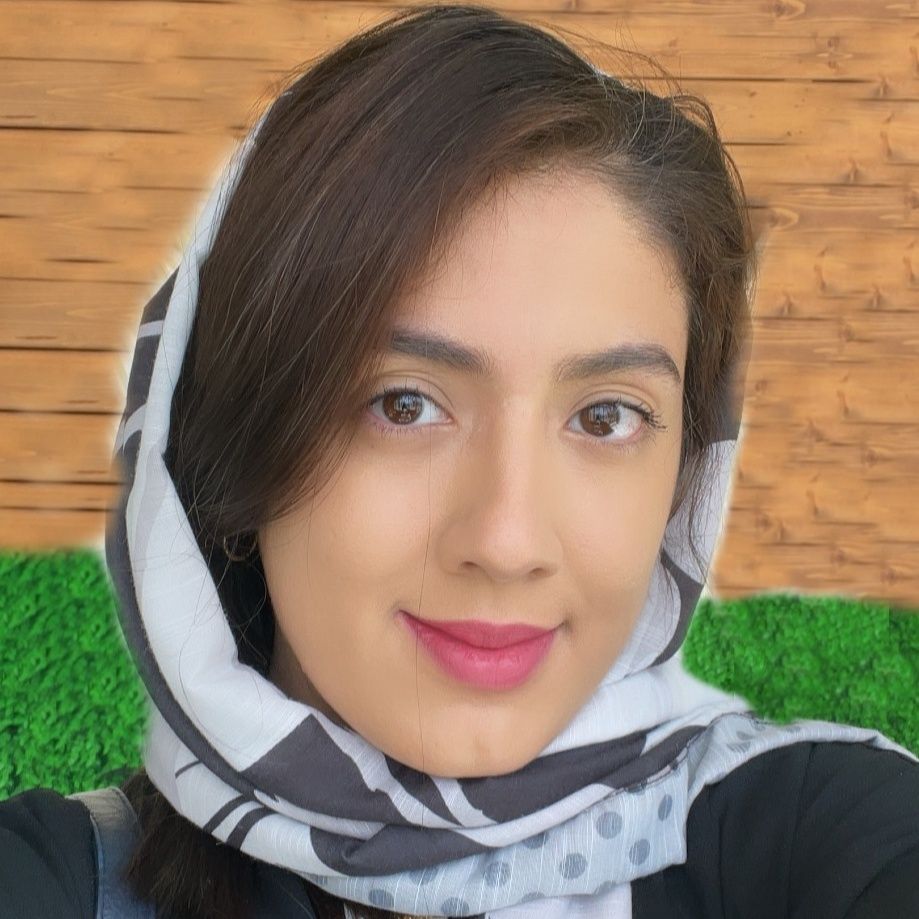 عاطفه اکبری