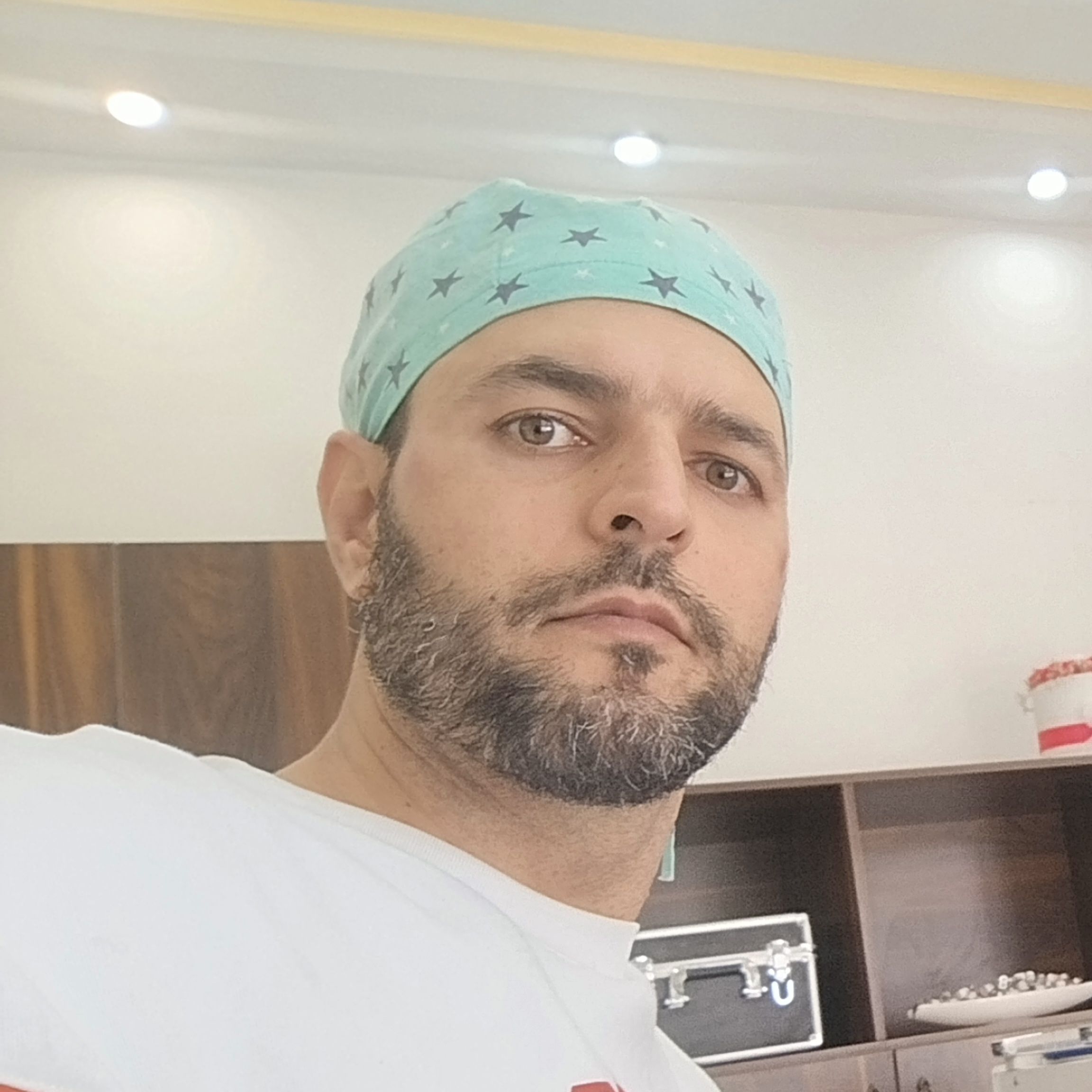 دکتر کیانوش تک دهقان