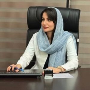 آذر بهنام فر