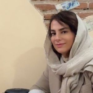 شبنم کاکاوند