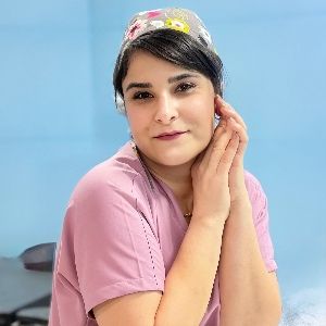 دکتر مریم غفاریان امید