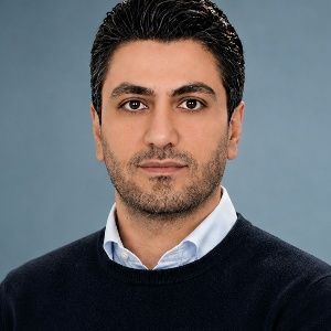 دکتر اشکان مطیع نیا