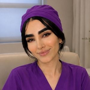 نسترن محمودی