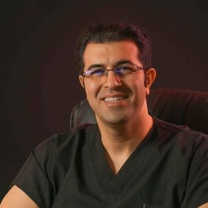 دکتر پویا علیائی