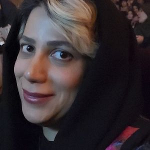 دکتر سارا صادقی