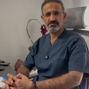 دکتر سید ابراهیم هاشمی