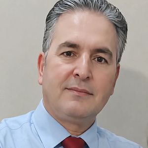دکتر میربهمن شکاری