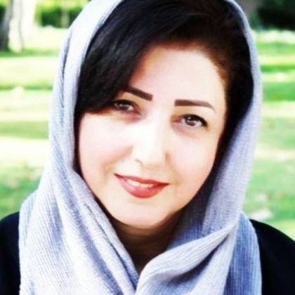 مینا حاجی زاده